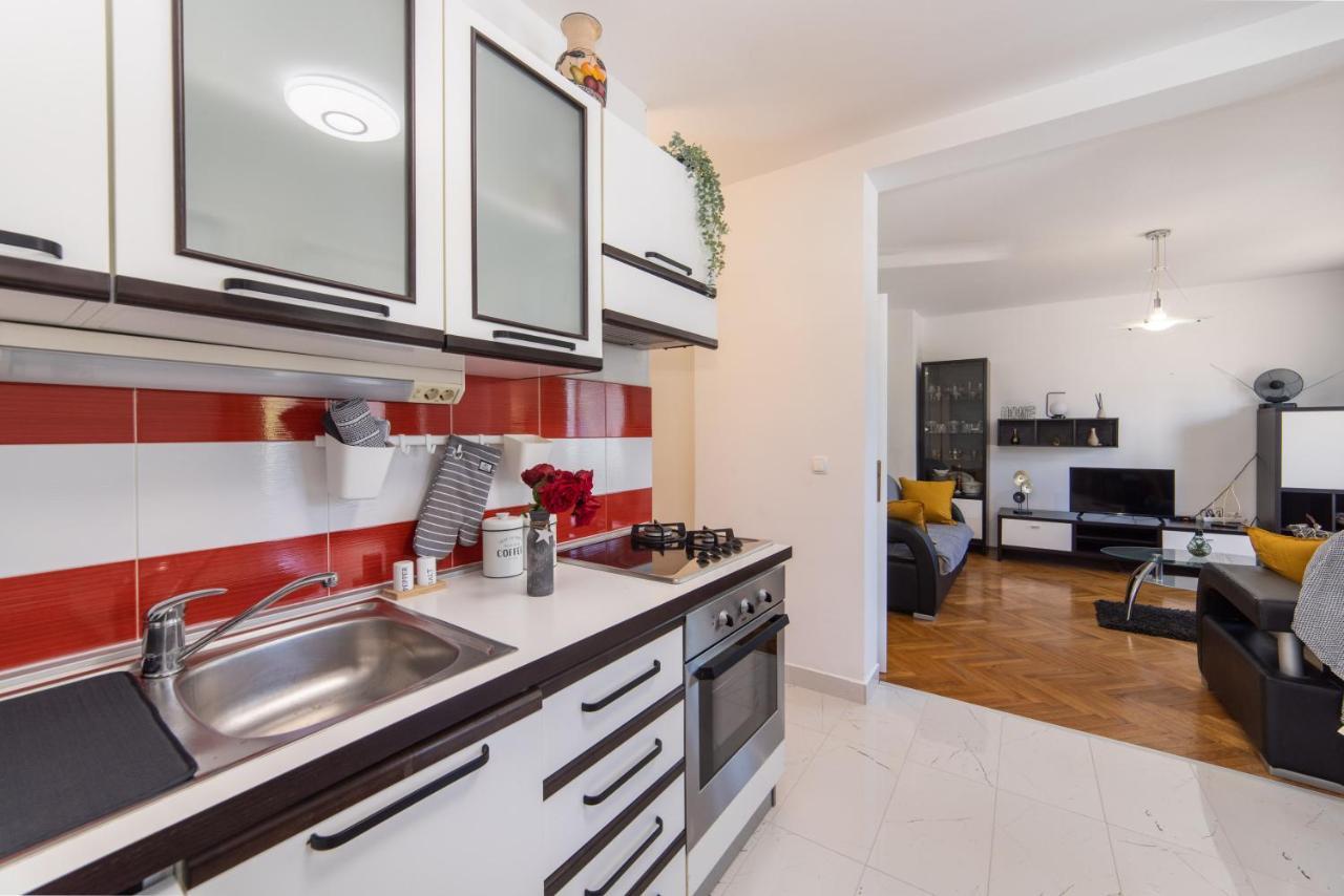 Apartman Porto Ploce  Exteriör bild